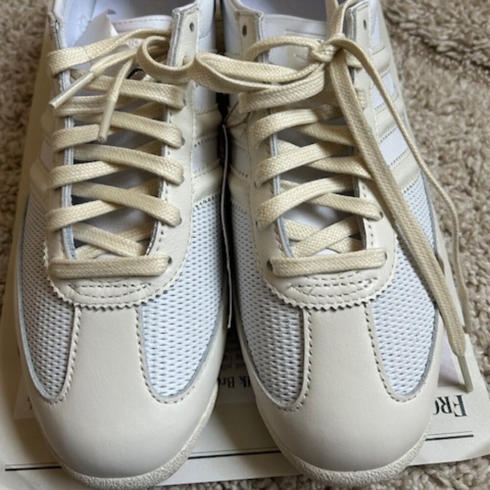 Brand New Adidas SL72 OG Off White Wonder White Stripes Women Size 8.5